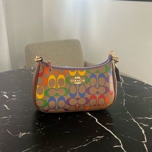 Coach rainbow bag, very good condition, like new